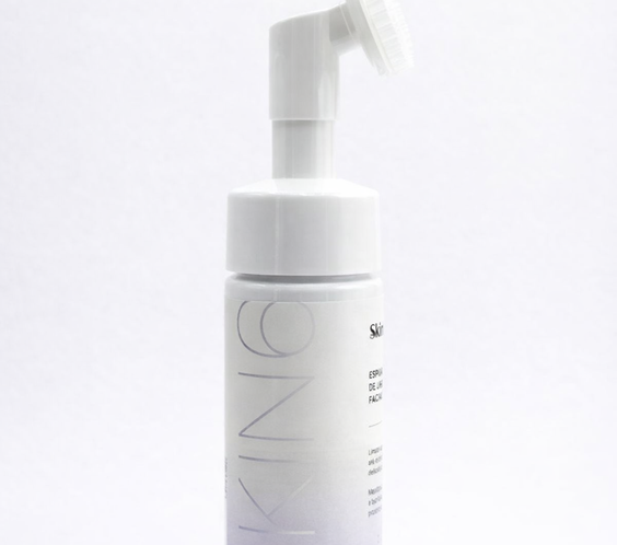 Espuma de limpeza facial com Ácido Hialurônico
